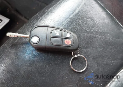 2004 Jaguar X-Type 3.0 from USA, damaged, VIN SAJEA51CX4WD98754